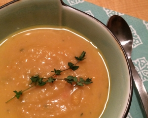 A hearty vegetarian soup packed with protein and fibre.